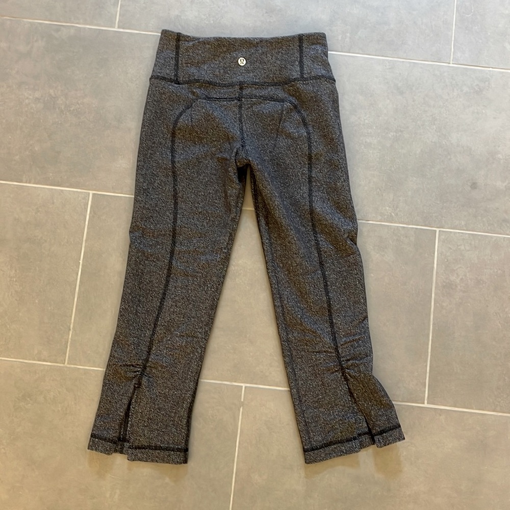 Lululemon Capri leggings